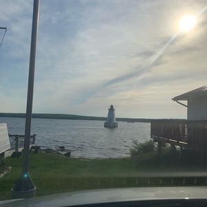 Meet your Posher, Gloria